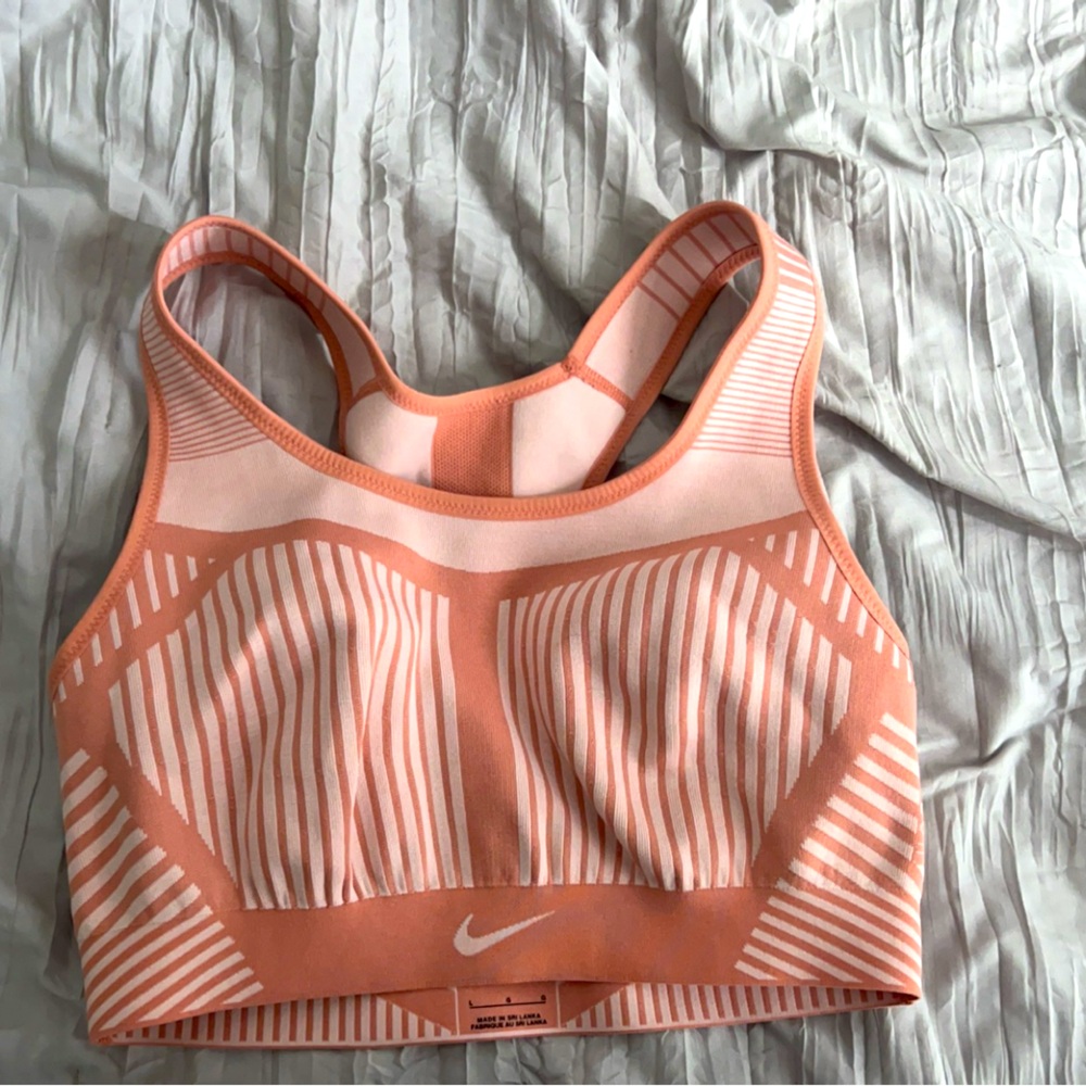 Nike peach compression sports bra BUNDLE AND SAVE!